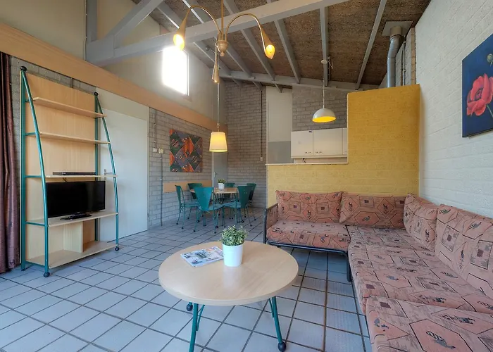 Roompot De Weerterbergen منتزه العطل 3*