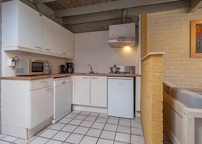 Roompot De Weerterbergen منتزه العطل 3*