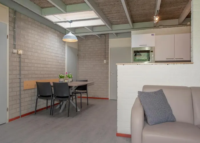 Roompot De Weerterbergen منتزه العطل 3*