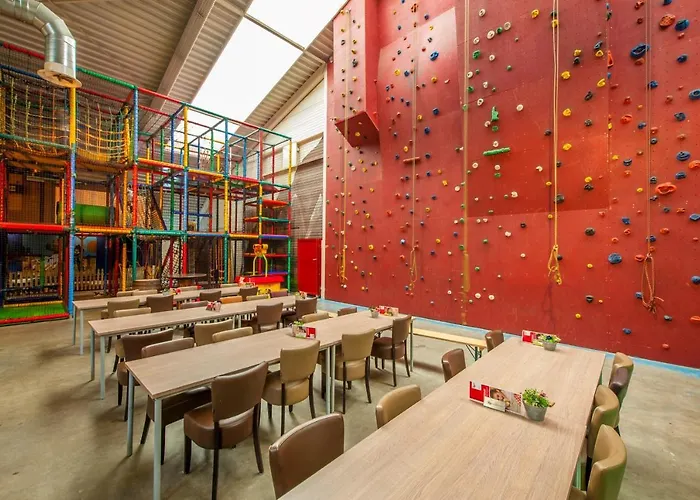 Roompot De Weerterbergen 3*